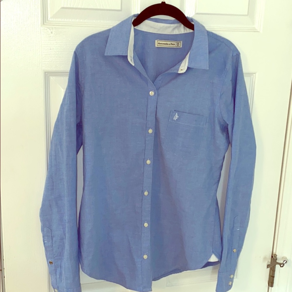 Classic A&F poplin shirt💙👜